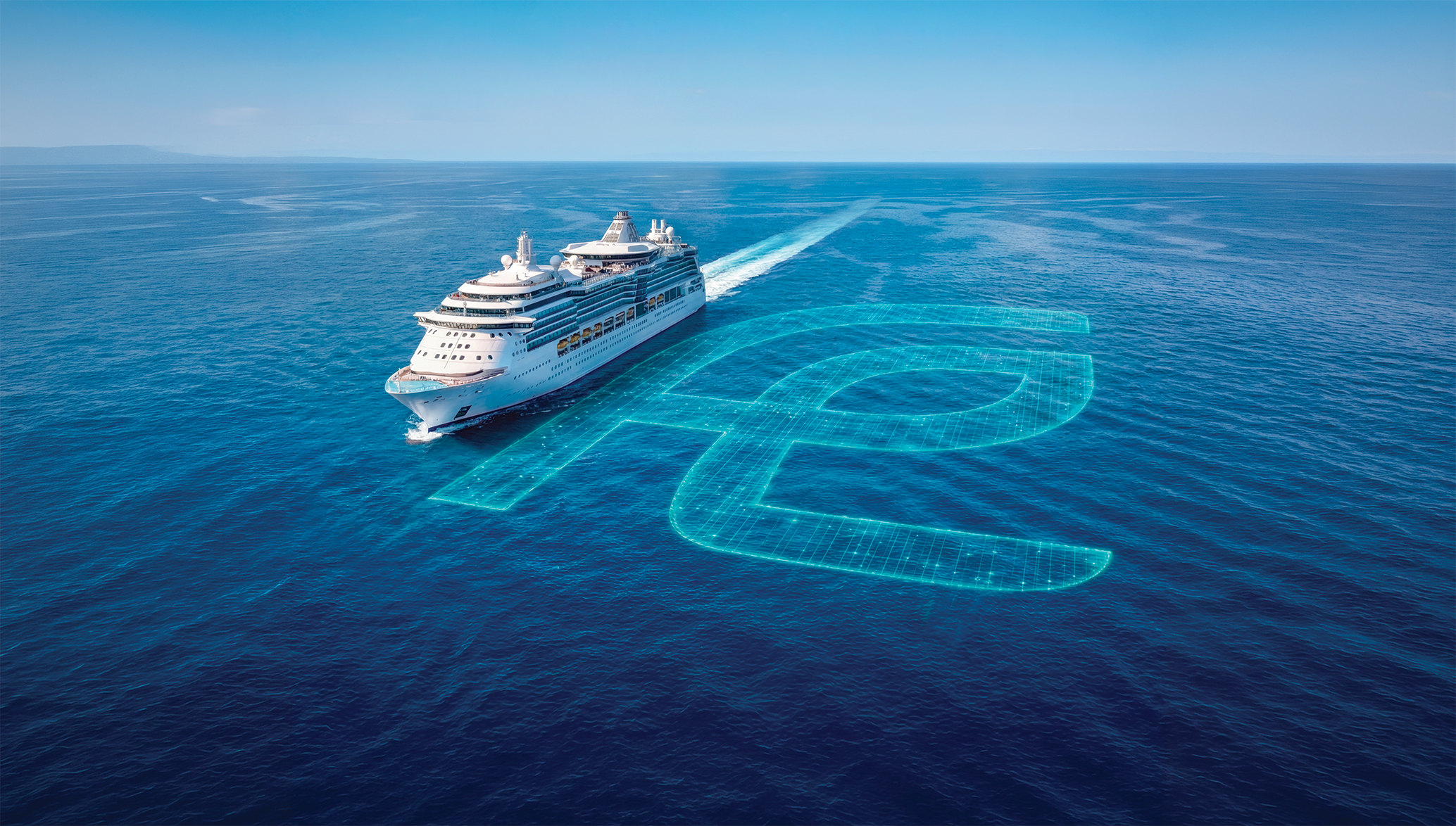 Cruise vessel at sea with Fuel Economy logo, (c)TotalEnergies, AdobeStock, Grizzli